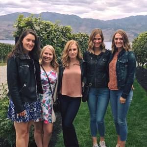 Meet your Posher, Hailey